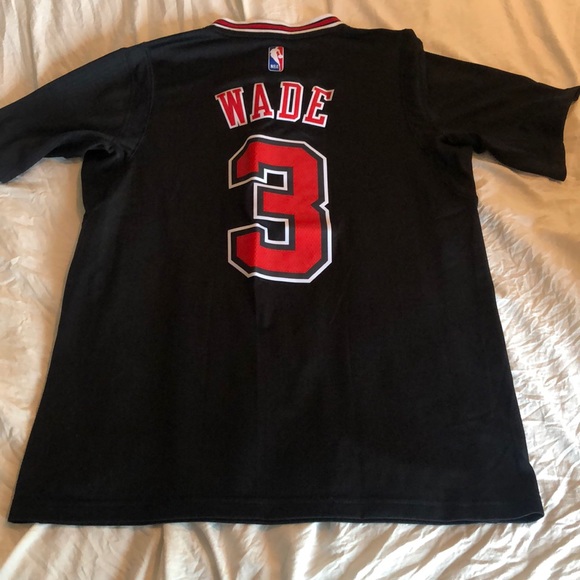 Dwayne Wade Bulls Swingman Jersey - Picture 2 of 2
